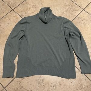 Chic Women's Green Cowl Neck Sweater